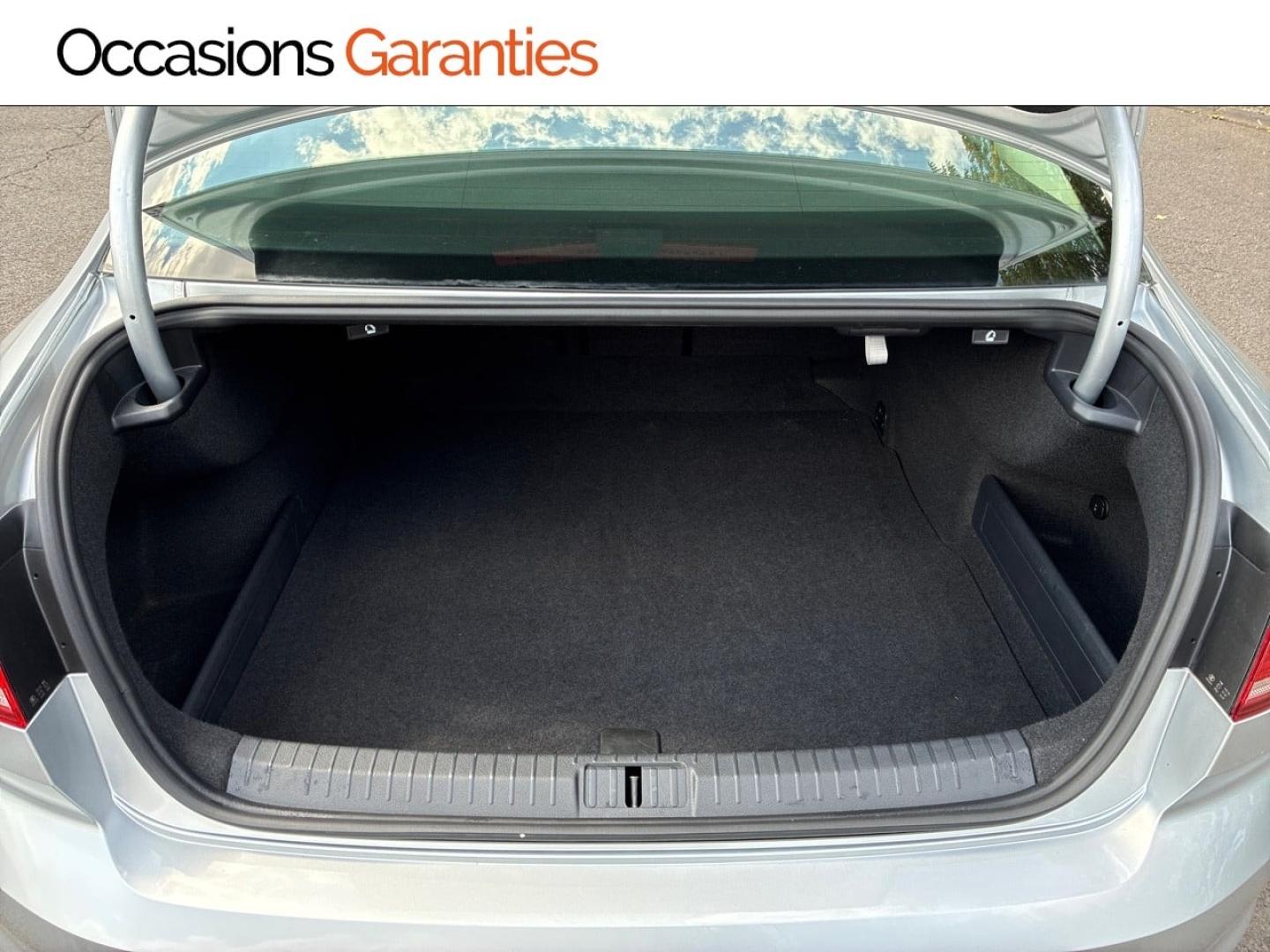 Voitures occasions VOLKSWAGEN PASSAT Confortline Clermont-Ferrand