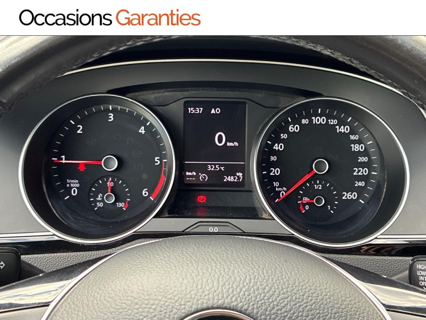Voitures occasions VOLKSWAGEN PASSAT Confortline Clermont-Ferrand