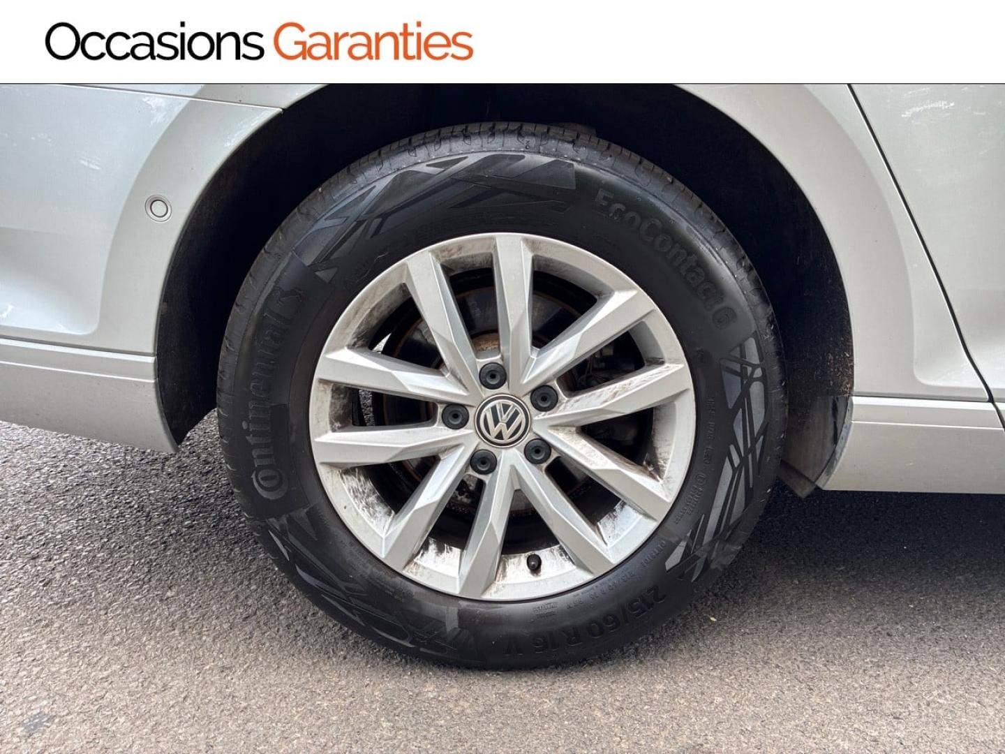 Voitures occasions VOLKSWAGEN PASSAT Confortline Clermont-Ferrand