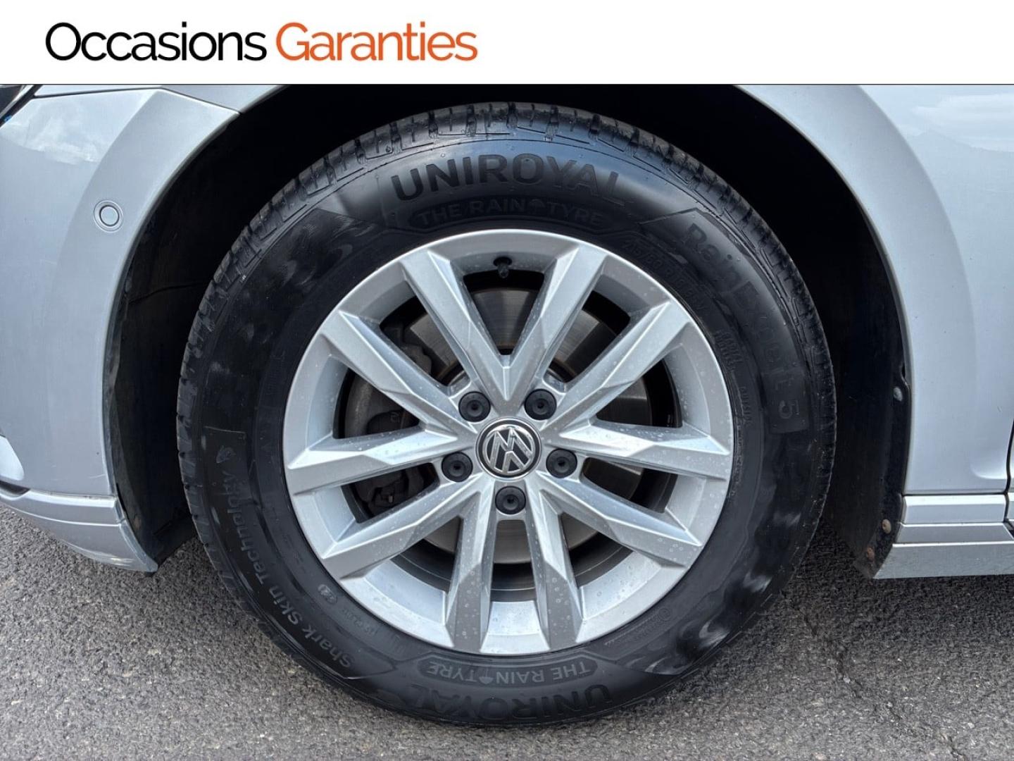 Voitures occasions VOLKSWAGEN PASSAT Confortline Clermont-Ferrand