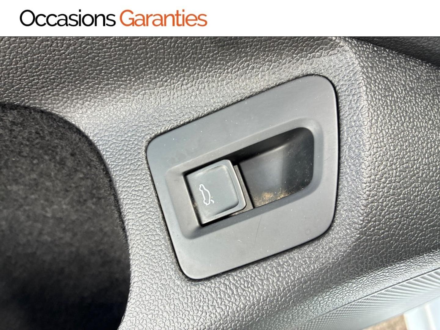 Voitures occasions VOLKSWAGEN PASSAT Confortline Clermont-Ferrand