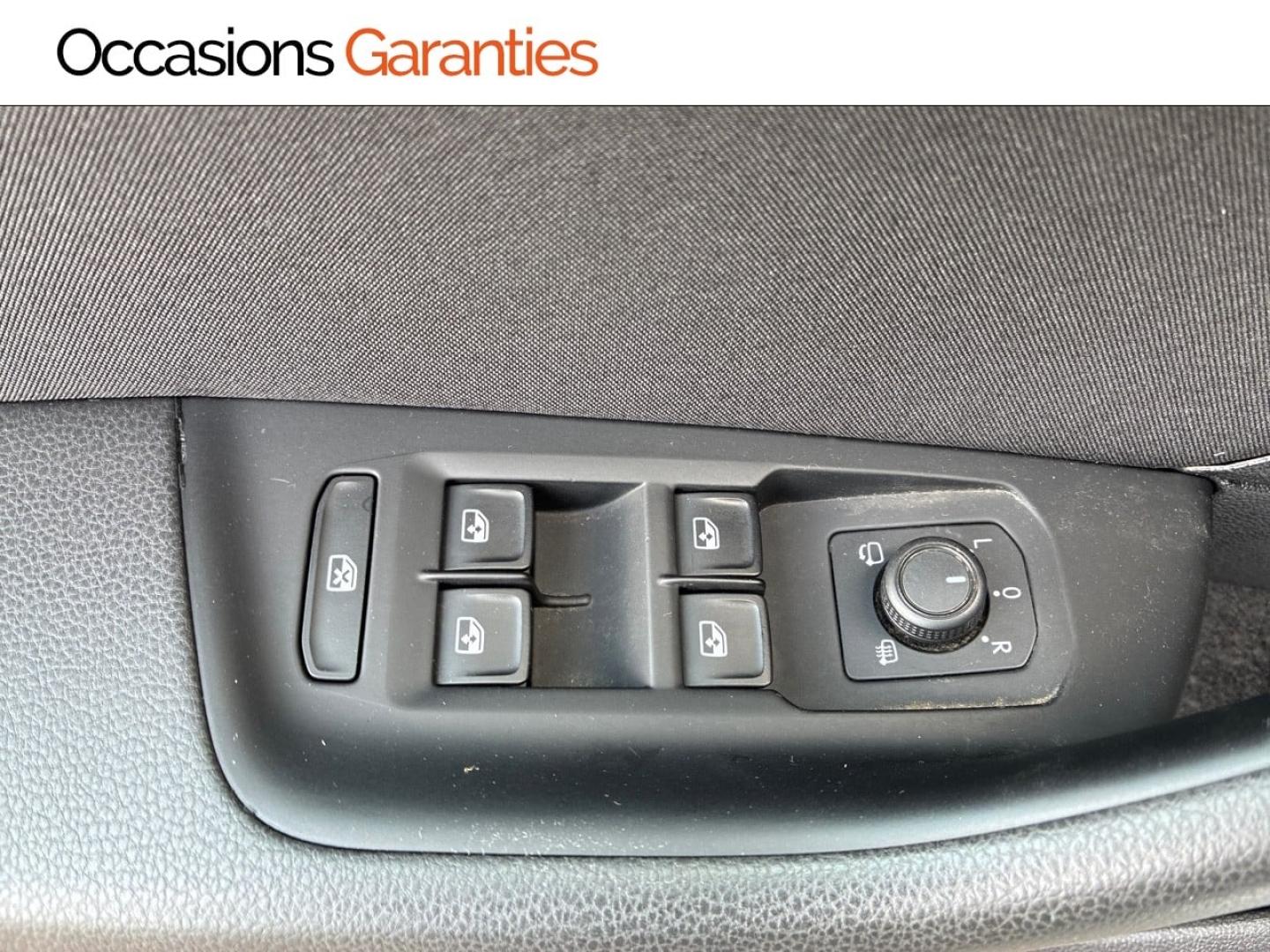 Voitures occasions VOLKSWAGEN PASSAT Confortline Clermont-Ferrand