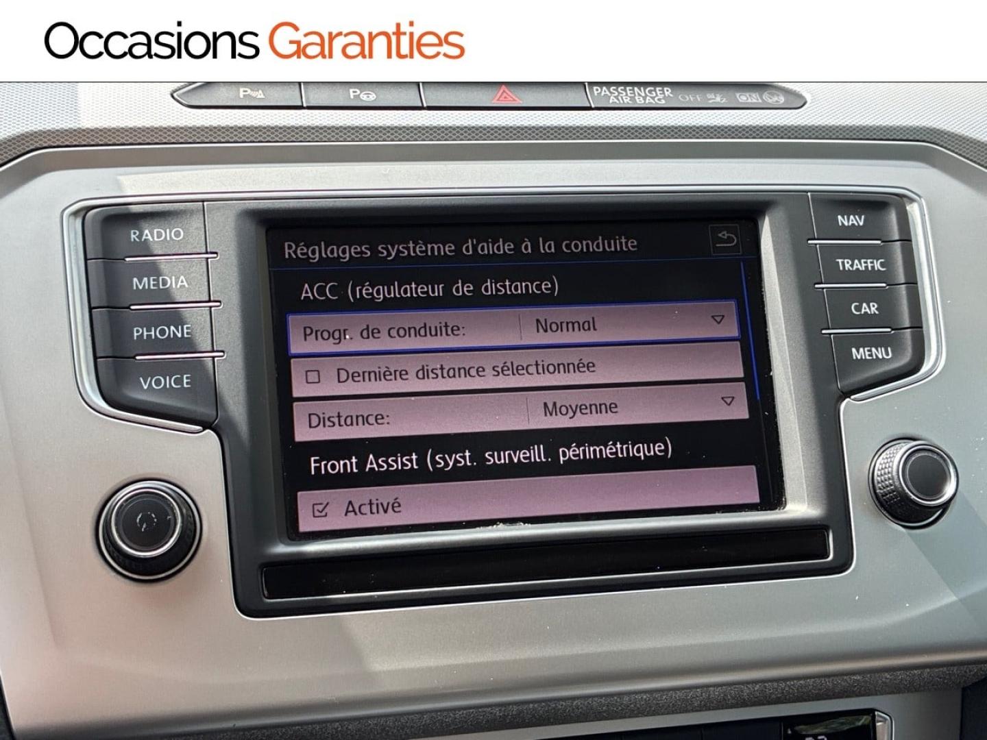 Voitures occasions VOLKSWAGEN PASSAT Confortline Clermont-Ferrand