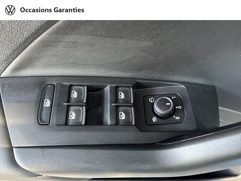 Voitures occasions VOLKSWAGEN T-CROSS R-Line Clermont-Ferrand
