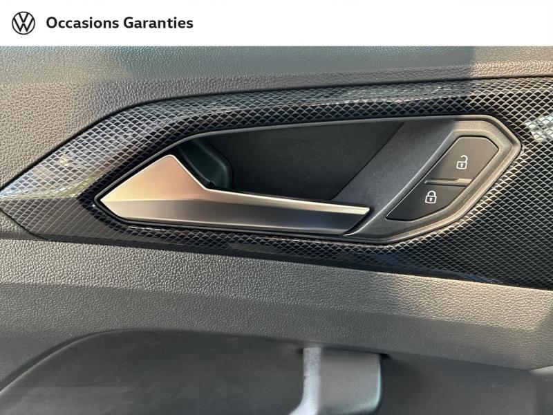 Voitures occasions VOLKSWAGEN T-CROSS R-Line Clermont-Ferrand