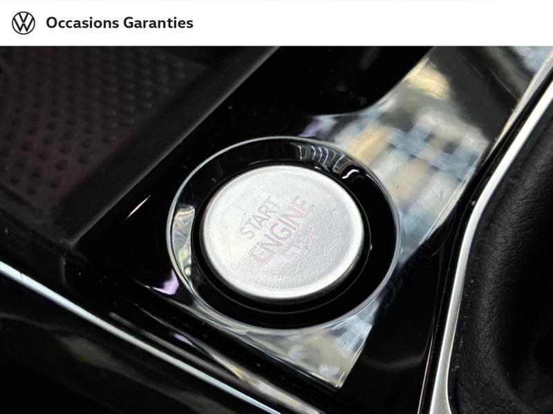 Voitures occasions VOLKSWAGEN T-CROSS R-Line Clermont-Ferrand