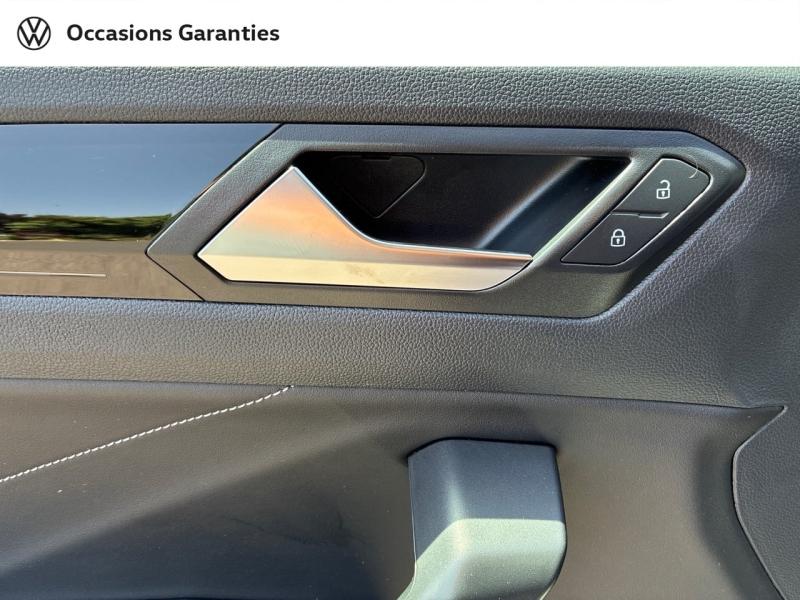 Voitures occasions VOLKSWAGEN T-ROC R-Line Clermont-Ferrand