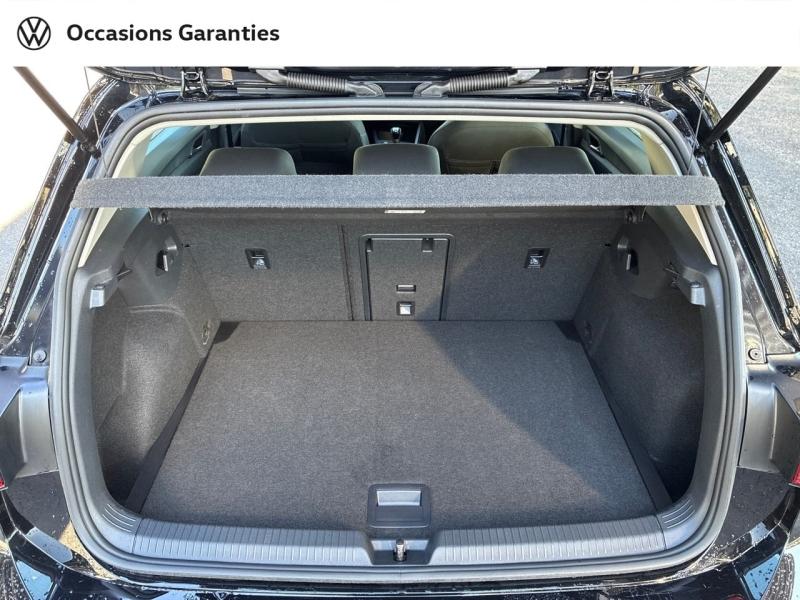 Voitures occasions VOLKSWAGEN GOLF Life Business Mozac
