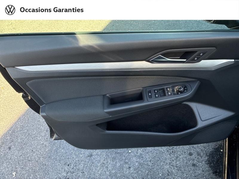 Voitures occasions VOLKSWAGEN GOLF Life Business Clermont-Ferrand