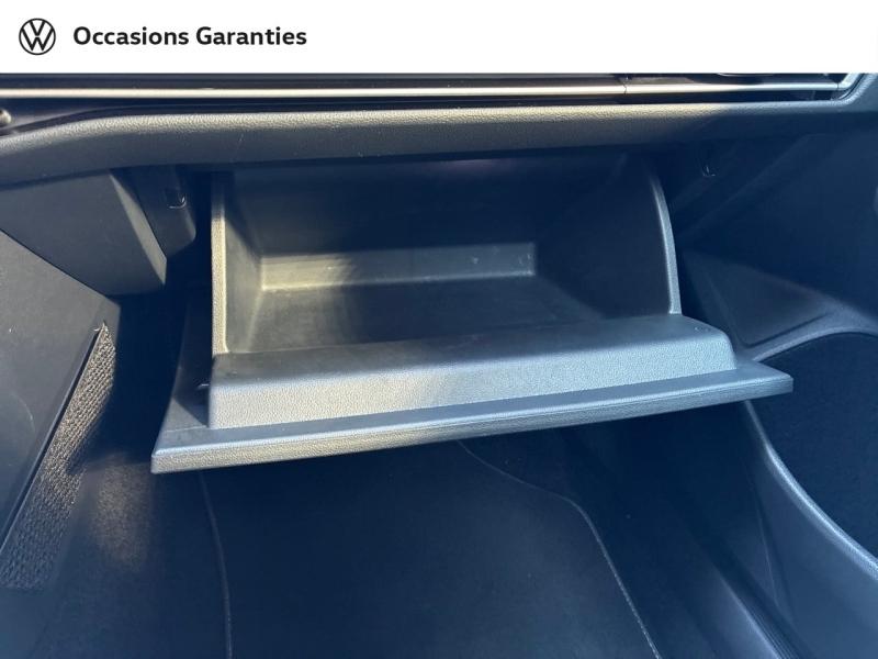Voitures occasions VOLKSWAGEN GOLF Life Business Clermont-Ferrand