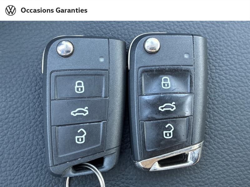 Voitures occasions VOLKSWAGEN T-ROC Life Plus Clermont-Ferrand