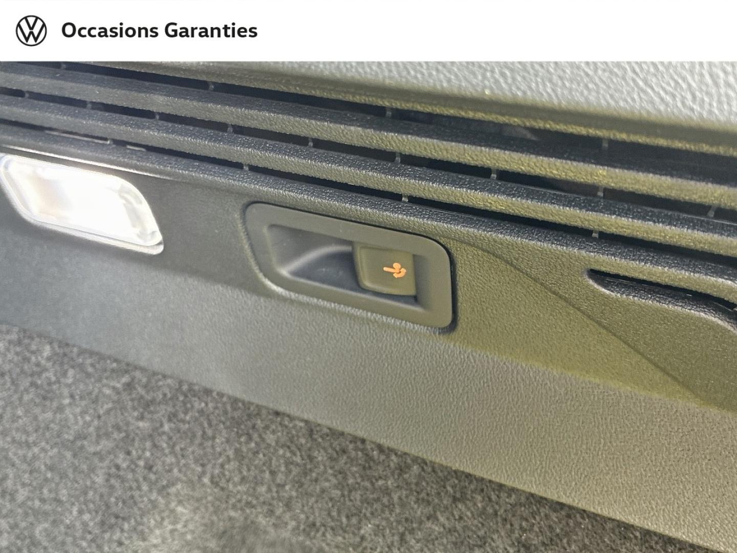 Voitures occasions VOLKSWAGEN ID.4 Life Max Clermont-Ferrand