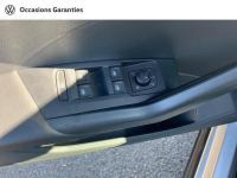 Voitures occasions VOLKSWAGEN T-CROSS Life Plus Clermont-Ferrand