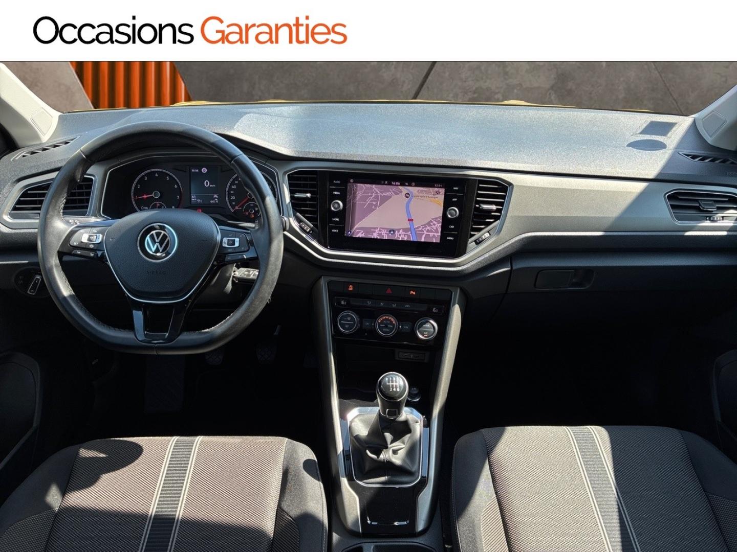 Voitures occasions VOLKSWAGEN T-ROC Life Clermont-Ferrand