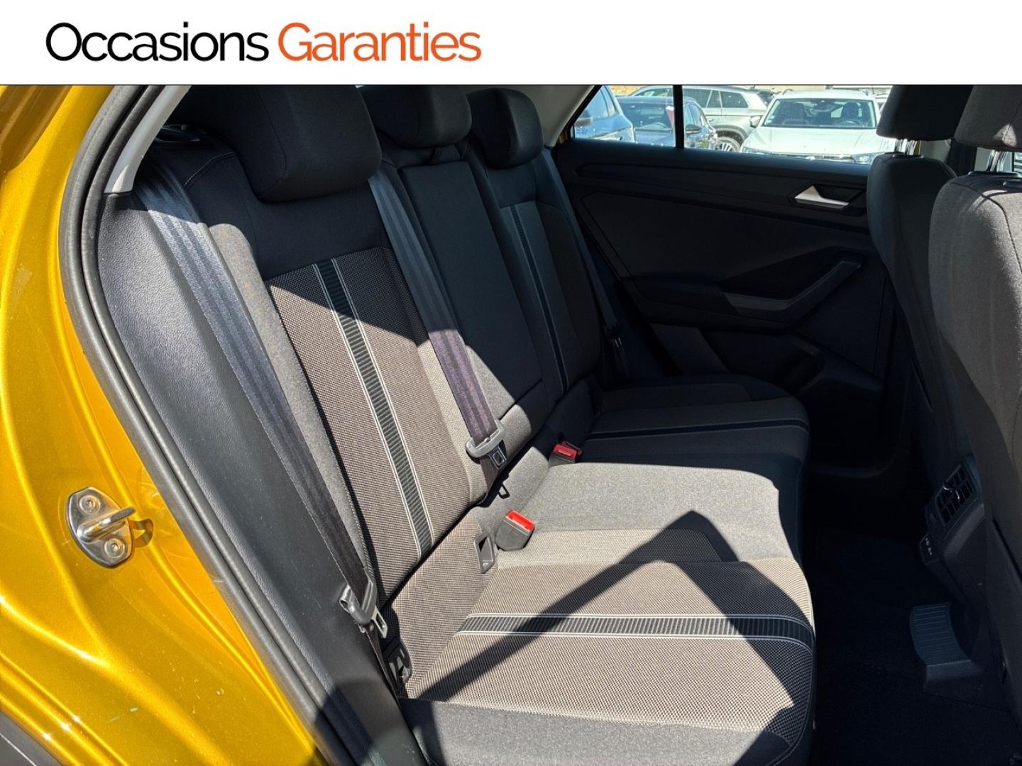 Voitures occasions VOLKSWAGEN T-ROC Life Clermont-Ferrand