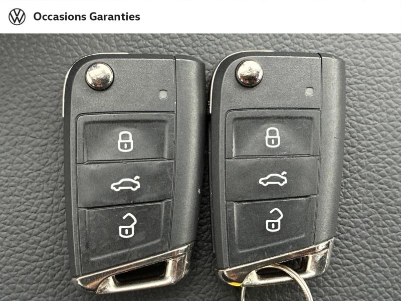 Voitures occasions VOLKSWAGEN T-CROSS First Edition Clermont-Ferrand