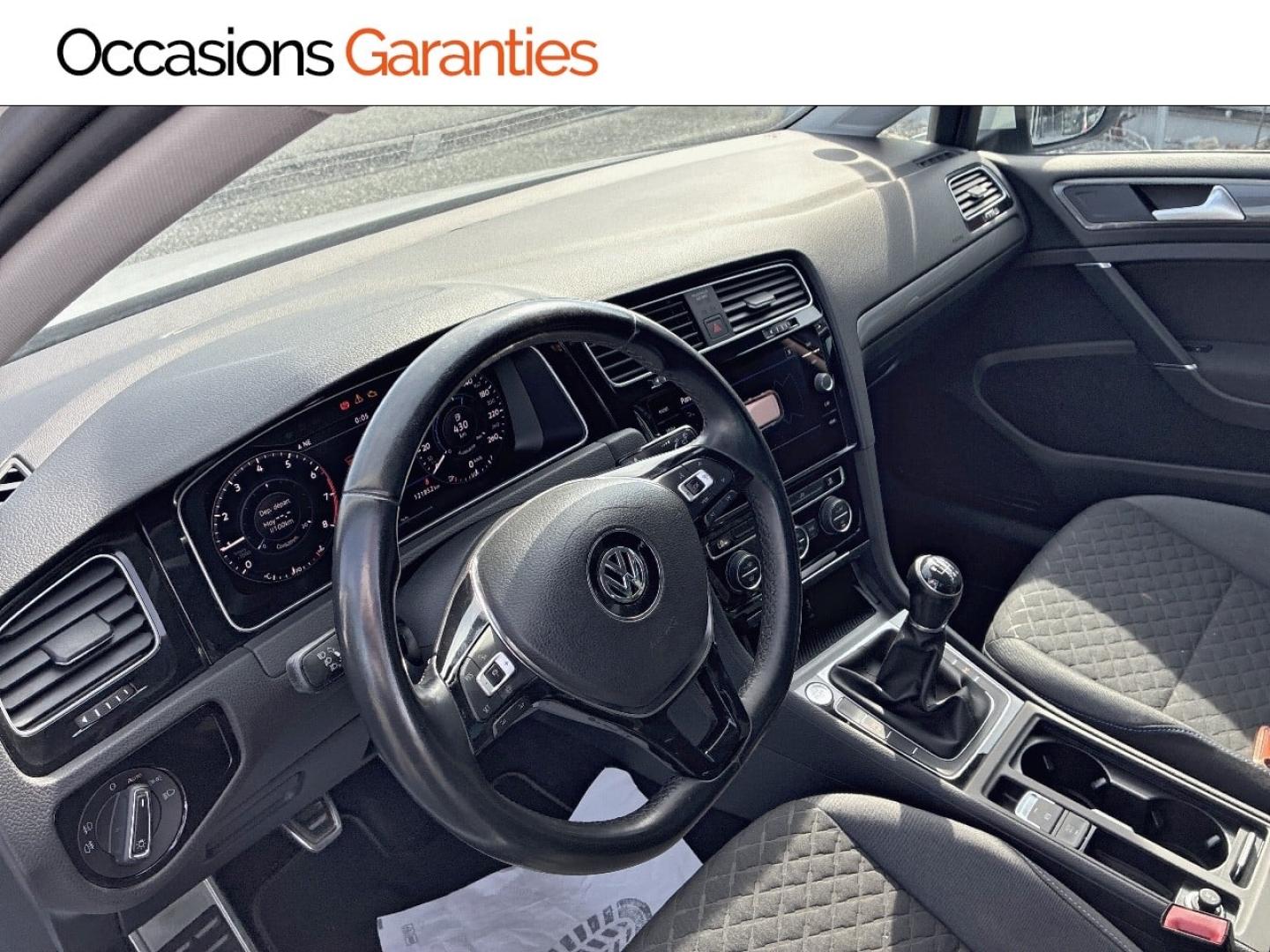 Voitures occasions VOLKSWAGEN GOLF Connect Clermont-Ferrand