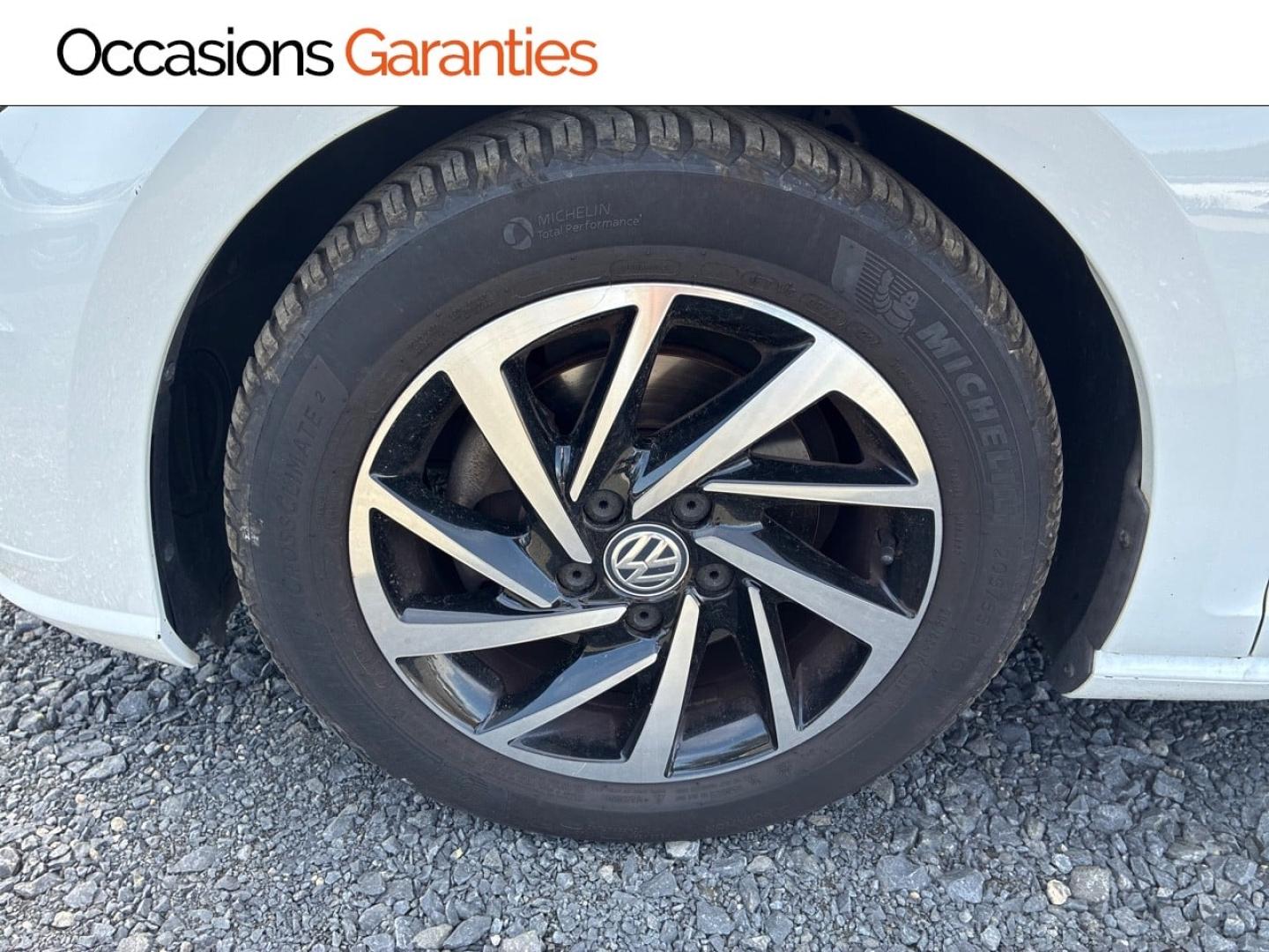 Voitures occasions VOLKSWAGEN GOLF Connect Clermont-Ferrand