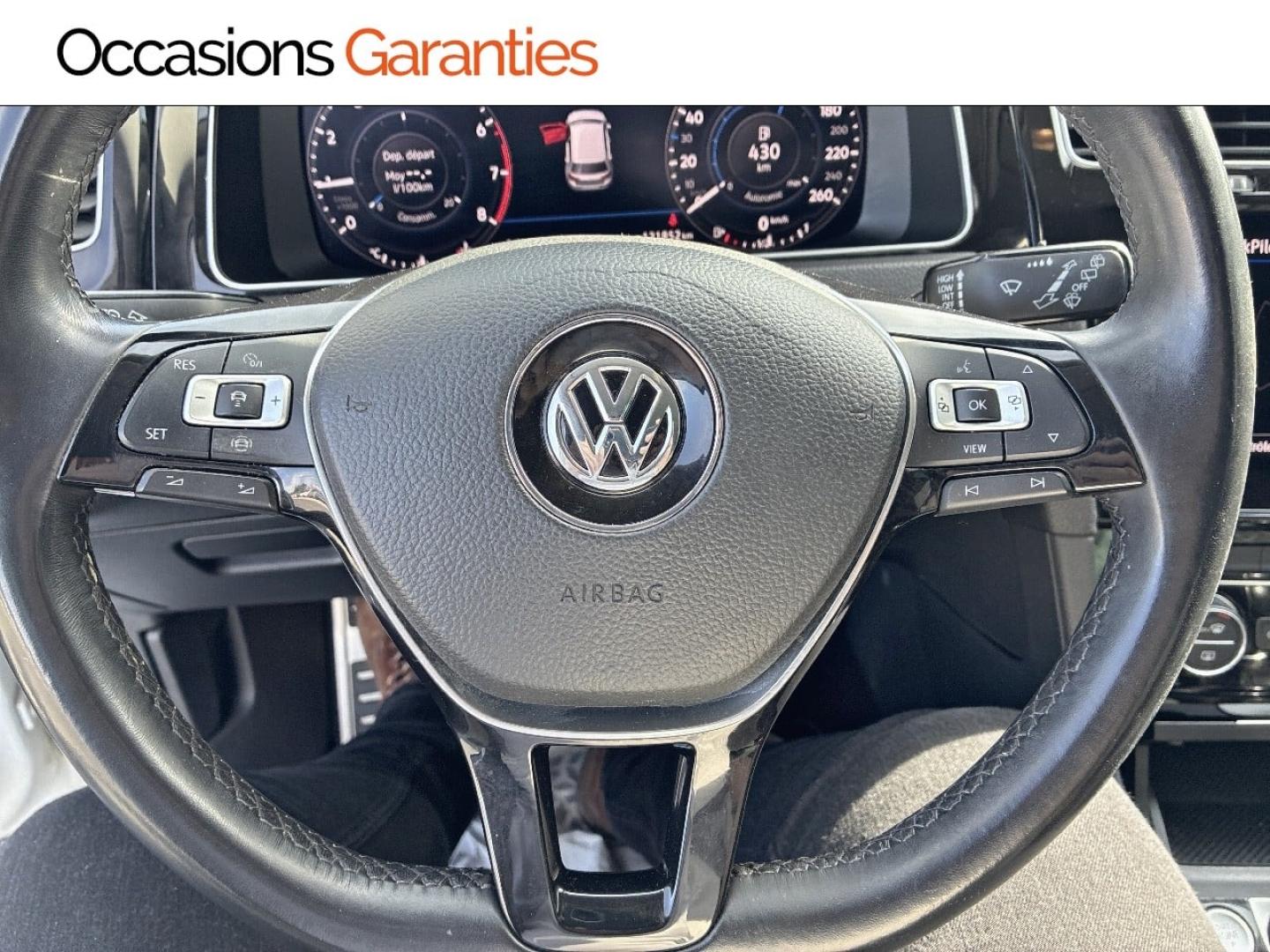 Voitures occasions VOLKSWAGEN GOLF Connect Clermont-Ferrand