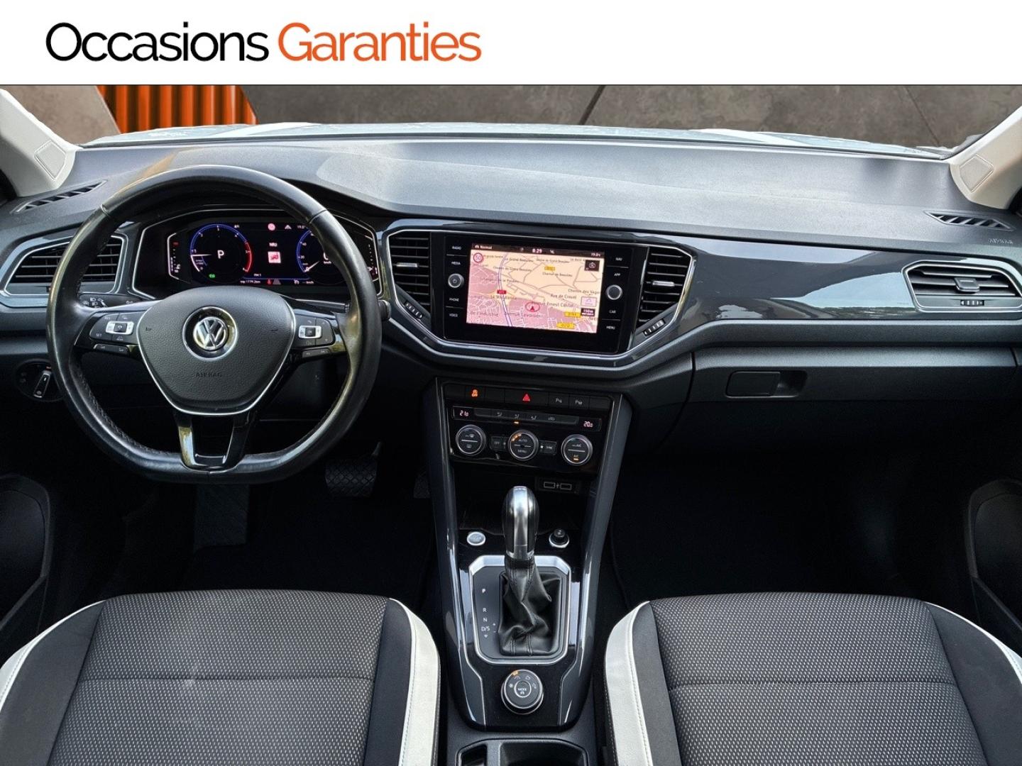 Voitures occasions VOLKSWAGEN T-ROC First Edition Clermont-Ferrand