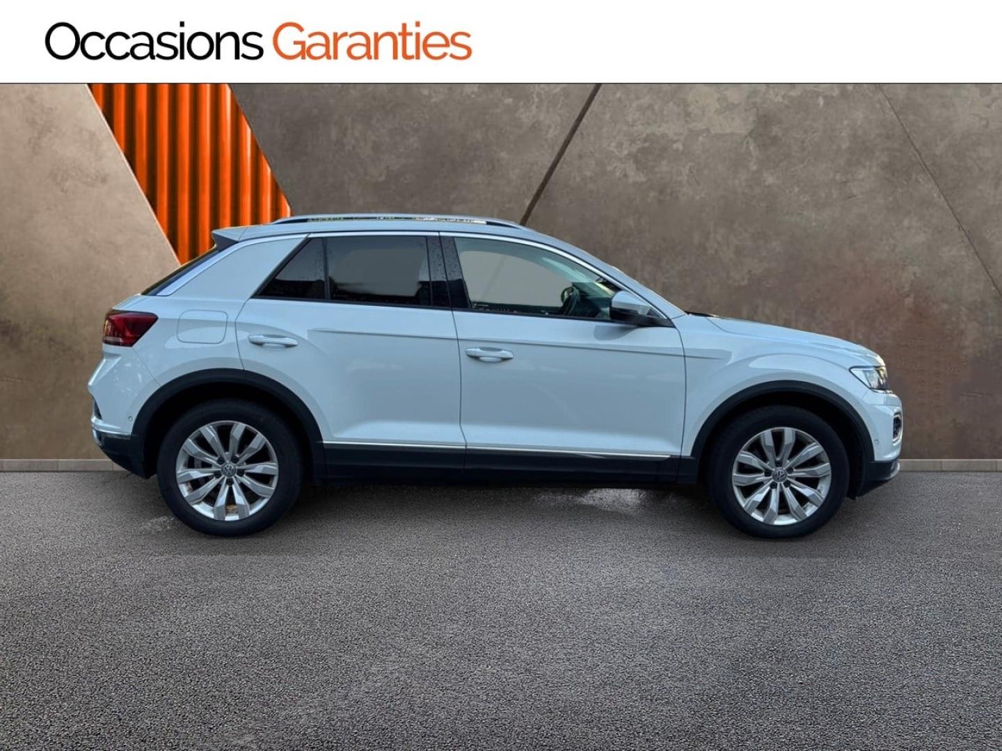 Voitures occasions VOLKSWAGEN T-ROC First Edition Clermont-Ferrand