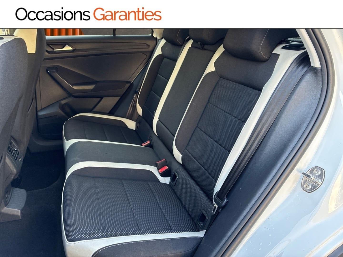Voitures occasions VOLKSWAGEN T-ROC First Edition Clermont-Ferrand