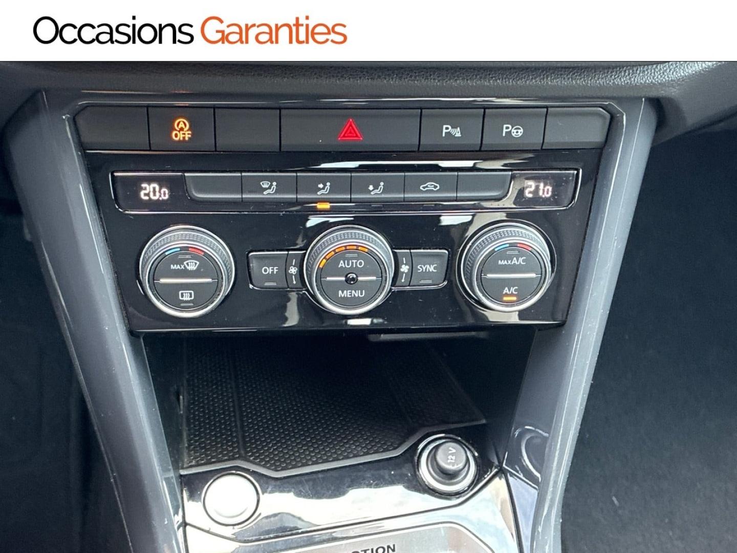 Voitures occasions VOLKSWAGEN T-ROC First Edition Clermont-Ferrand