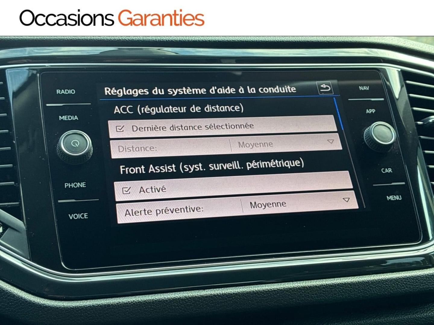 Voitures occasions VOLKSWAGEN T-ROC First Edition Clermont-Ferrand