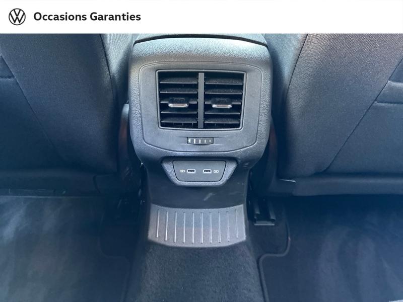 Voitures occasions VOLKSWAGEN T-ROC VW Edition Clermont-Ferrand