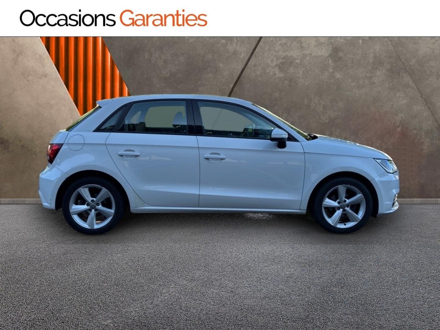 Voitures occasions Audi A1 Sportback Ambiente Clermont-Ferrand