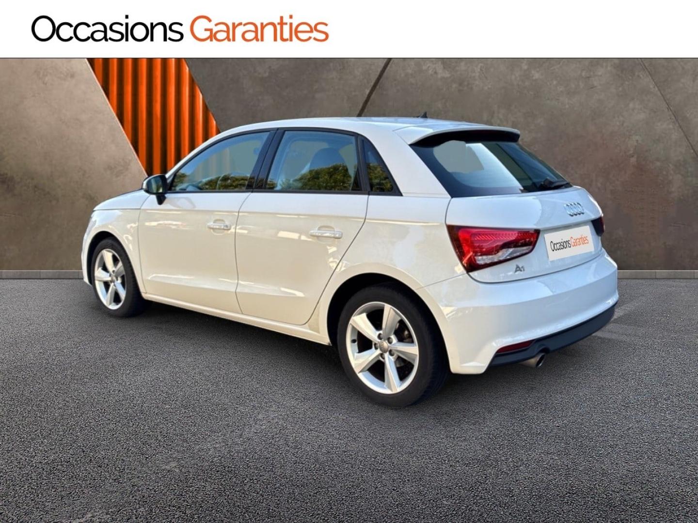 Voitures occasions Audi A1 Sportback Ambiente Clermont-Ferrand