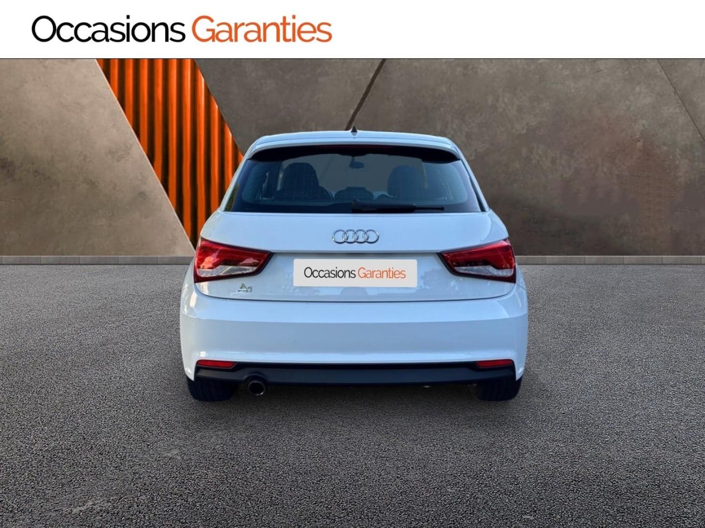 Voitures occasions Audi A1 Sportback Ambiente Clermont-Ferrand