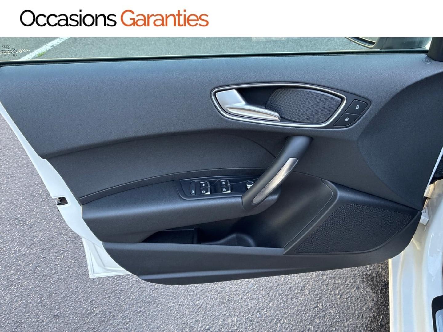Voitures occasions Audi A1 Sportback Ambiente Clermont-Ferrand