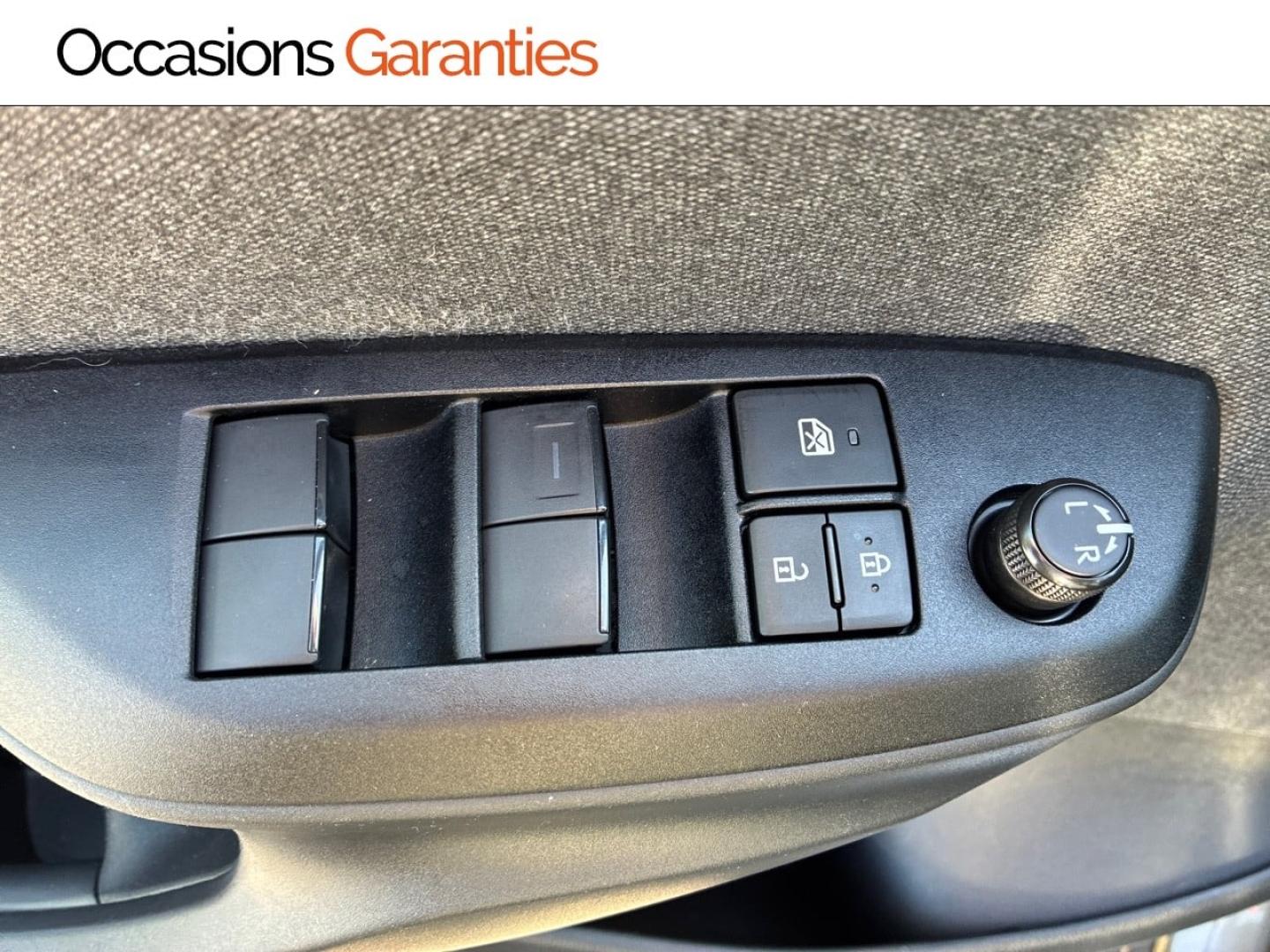 Voitures occasions TOYOTA YARIS Design Clermont-Ferrand