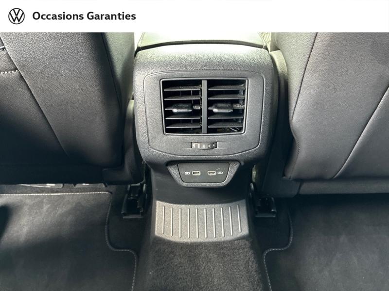Voitures occasions VOLKSWAGEN T-ROC R-Line Clermont-Ferrand