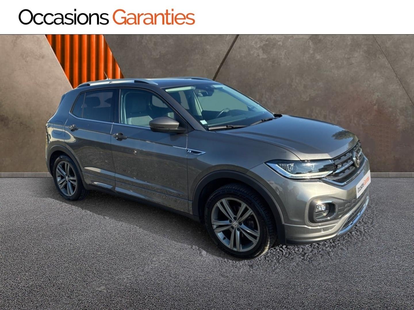 Voitures occasions VOLKSWAGEN T-CROSS R-Line Clermont-Ferrand
