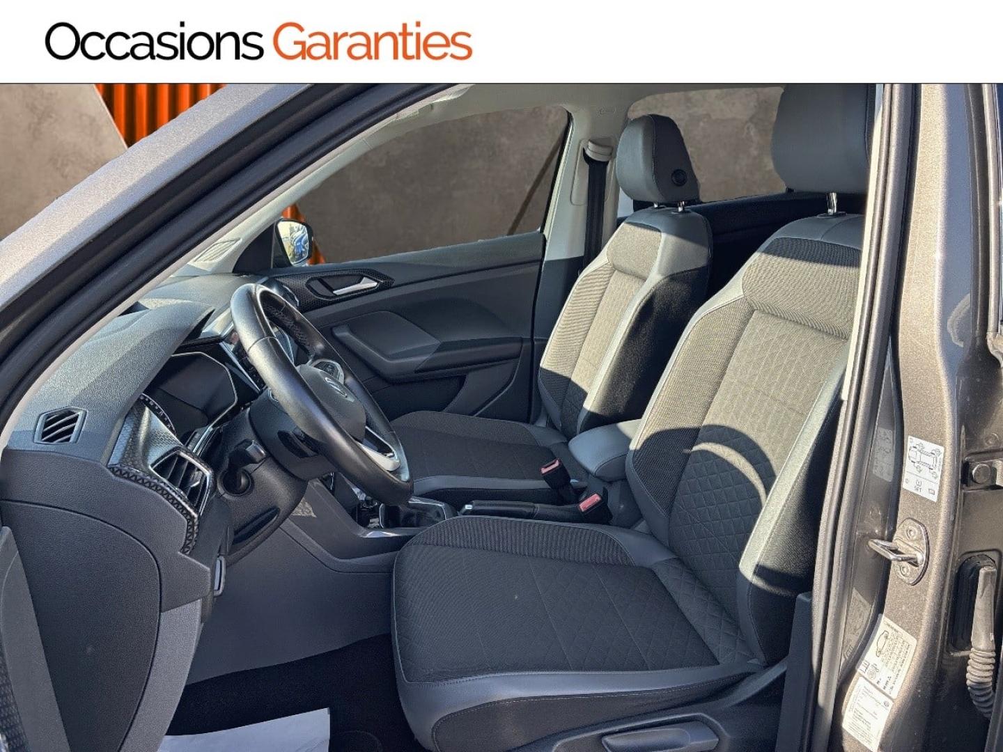 Voitures occasions VOLKSWAGEN T-CROSS R-Line Clermont-Ferrand
