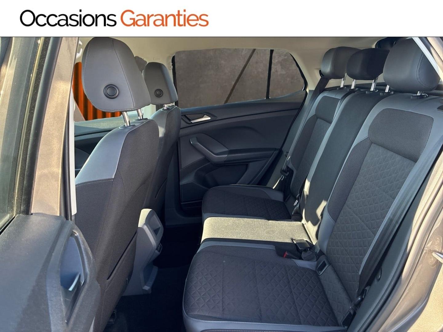 Voitures occasions VOLKSWAGEN T-CROSS R-Line Clermont-Ferrand