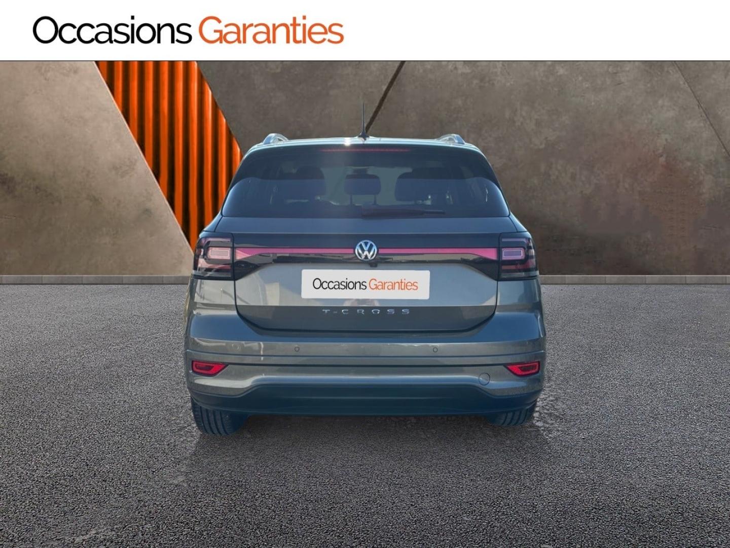 Voitures occasions VOLKSWAGEN T-CROSS R-Line Clermont-Ferrand