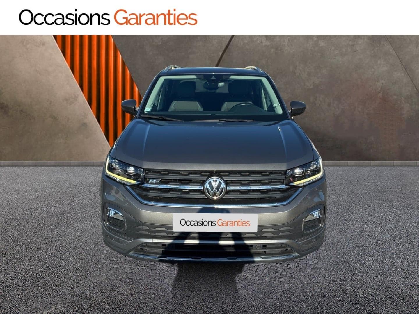 Voitures occasions VOLKSWAGEN T-CROSS R-Line Clermont-Ferrand