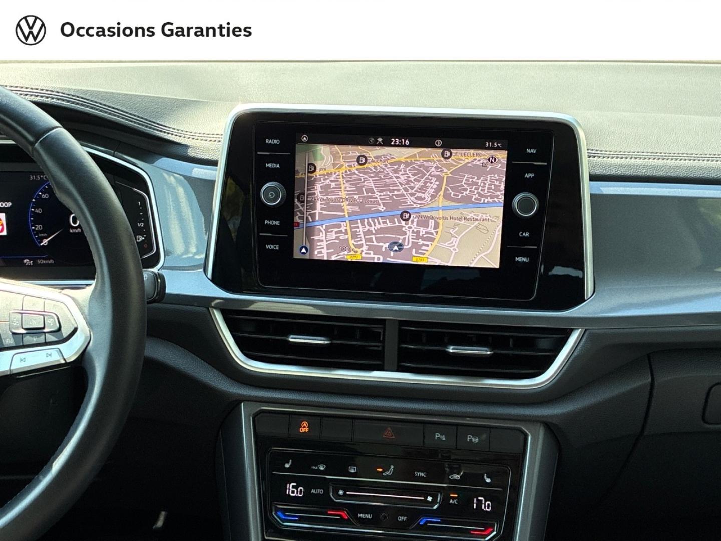 Voitures occasions VOLKSWAGEN T-ROC Style Exclusive Clermont-Ferrand