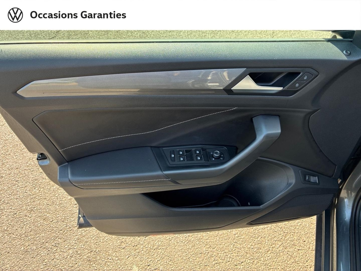 Voitures occasions VOLKSWAGEN T-ROC Style Exclusive Clermont-Ferrand