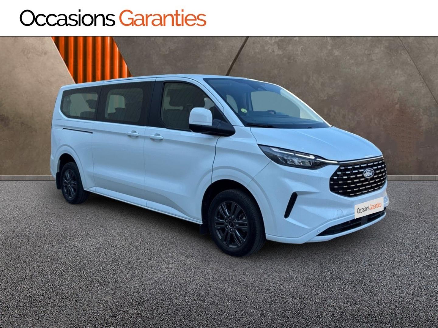Voitures occasions FORD Tourneo Custom Titanium Clermont-Ferrand