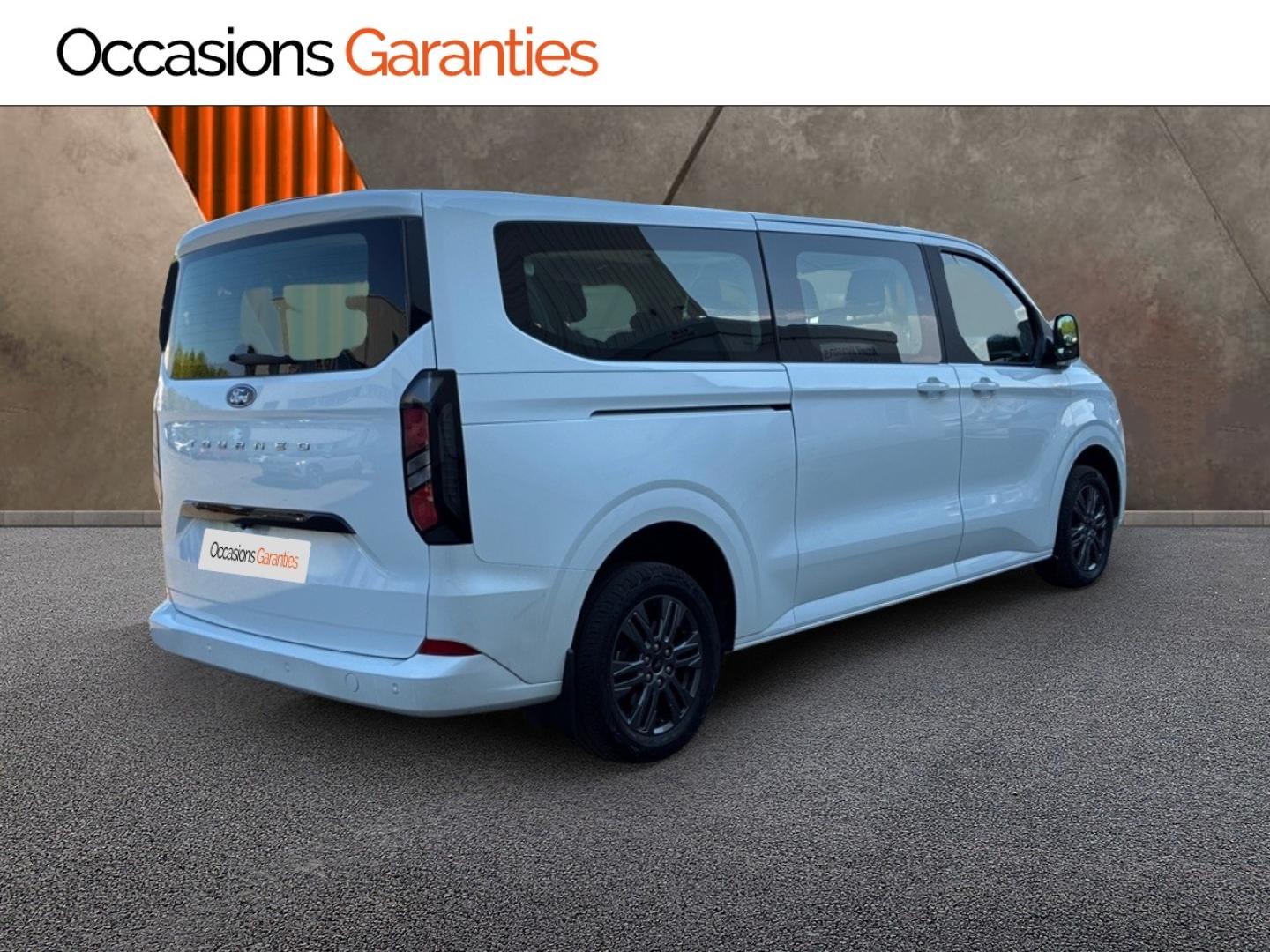 Voitures occasions FORD Tourneo Custom Titanium Clermont-Ferrand