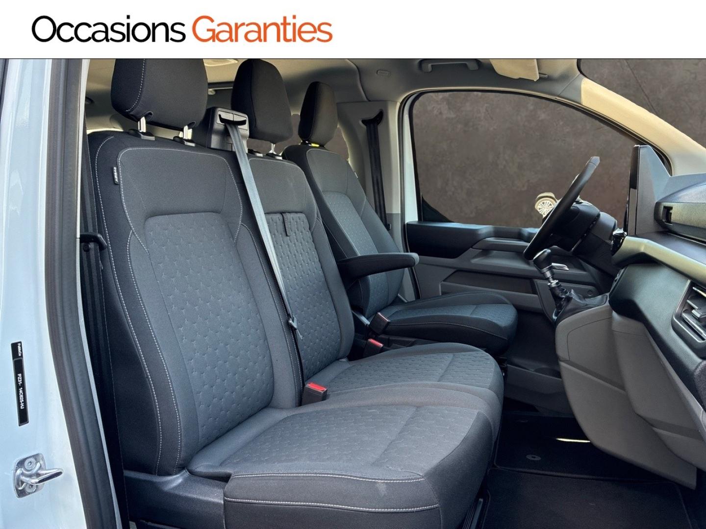 Voitures occasions FORD Tourneo Custom Titanium Clermont-Ferrand