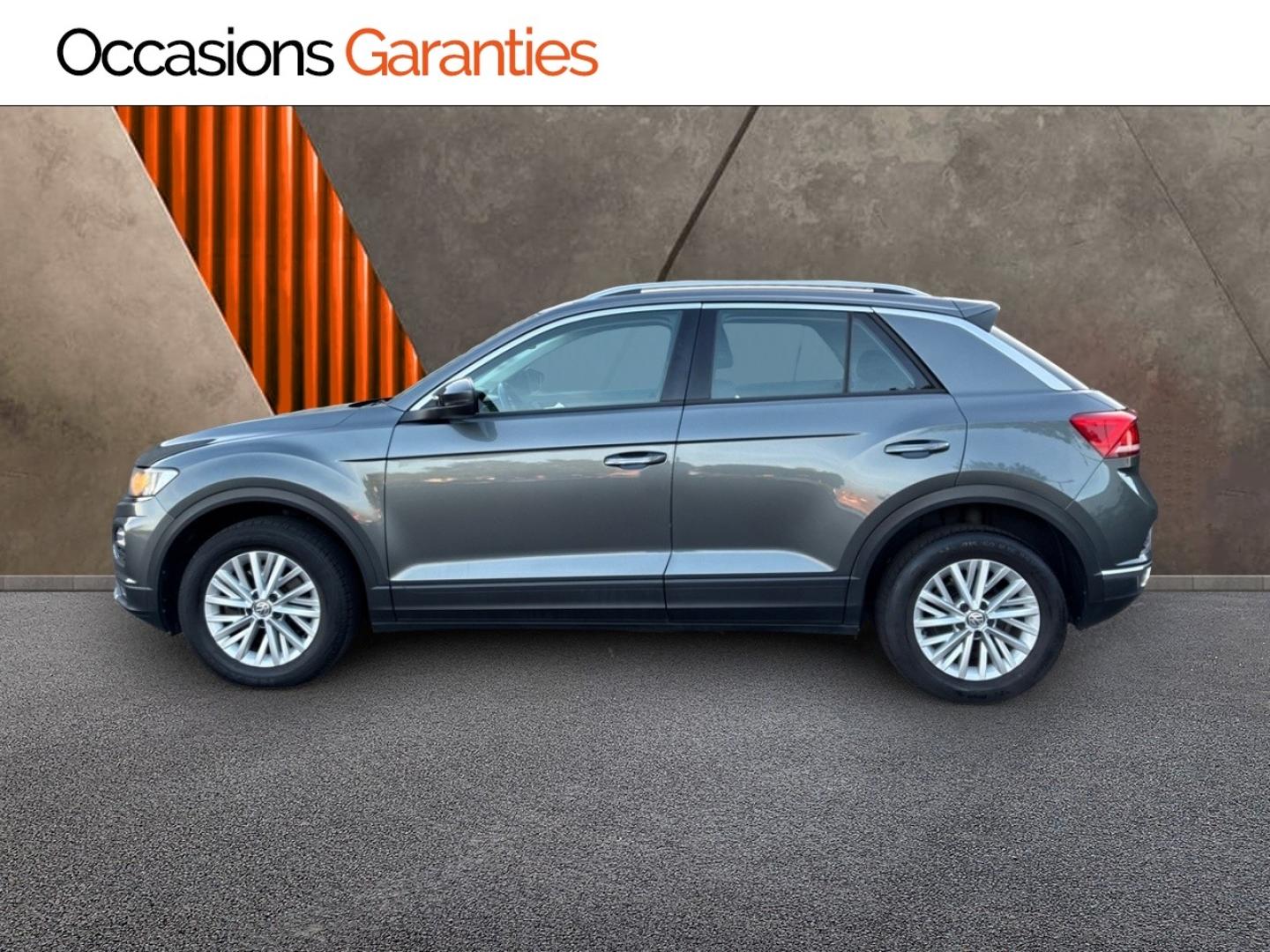 Voitures occasions VOLKSWAGEN T-ROC Lounge Business Clermont-Ferrand