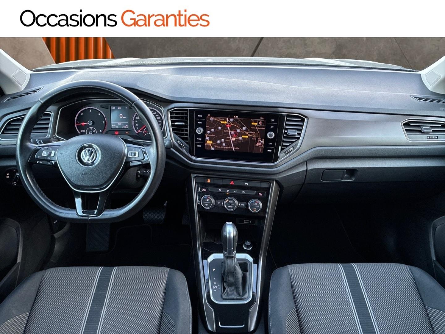 Voitures occasions VOLKSWAGEN T-ROC Lounge Business Clermont-Ferrand