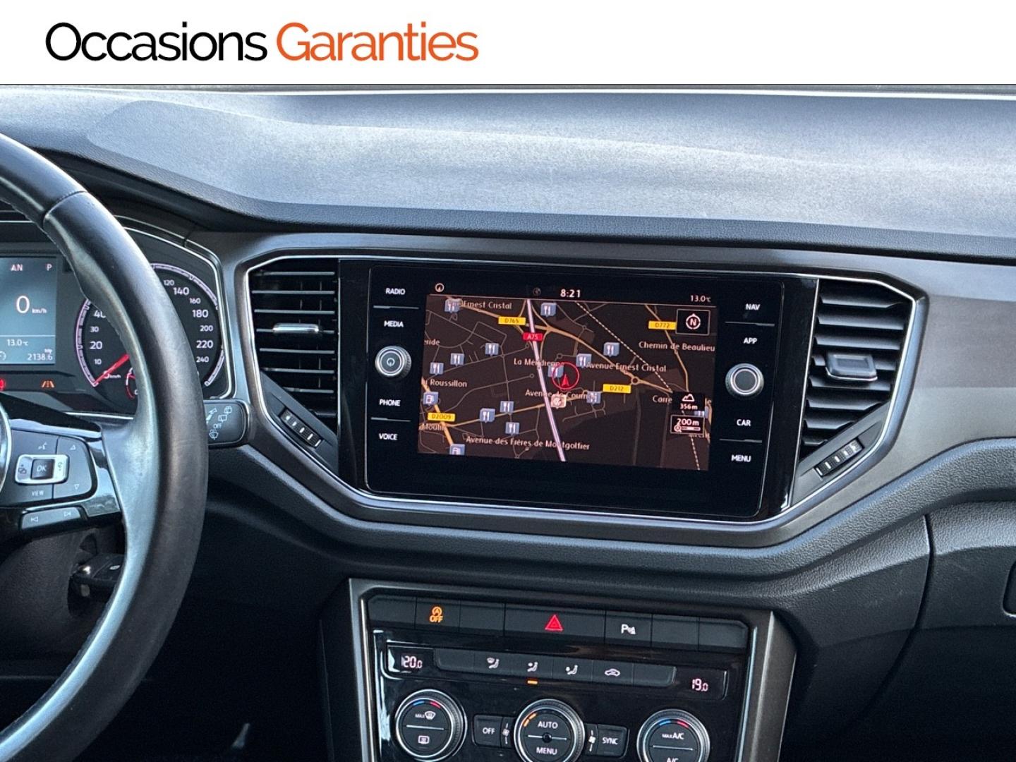Voitures occasions VOLKSWAGEN T-ROC Lounge Business Clermont-Ferrand