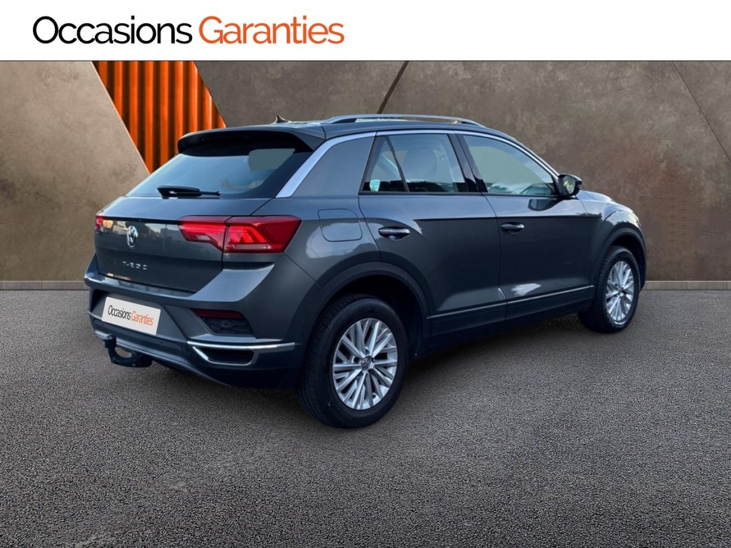Voitures occasions VOLKSWAGEN T-ROC Lounge Business Clermont-Ferrand