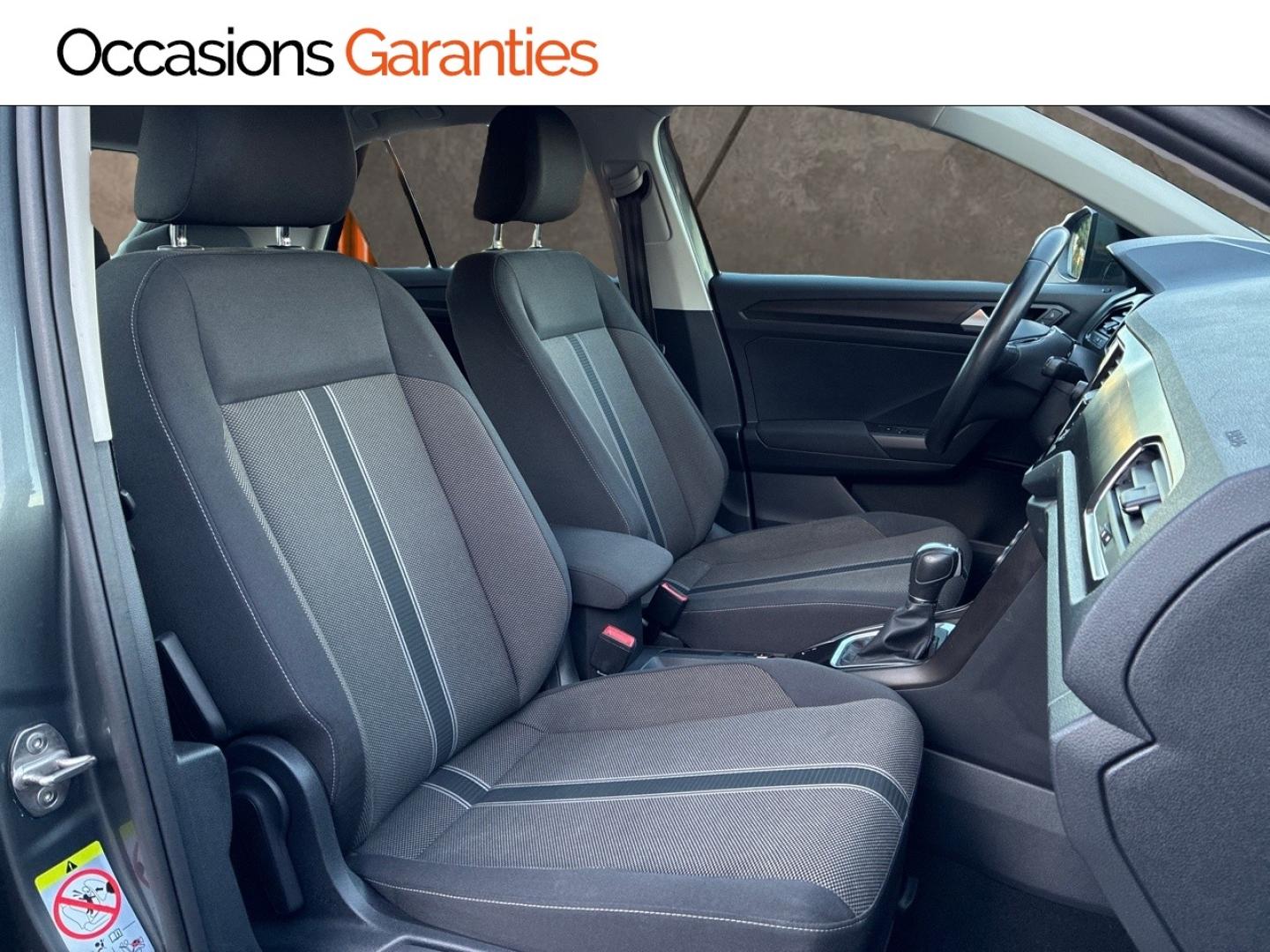 Voitures occasions VOLKSWAGEN T-ROC Lounge Business Clermont-Ferrand